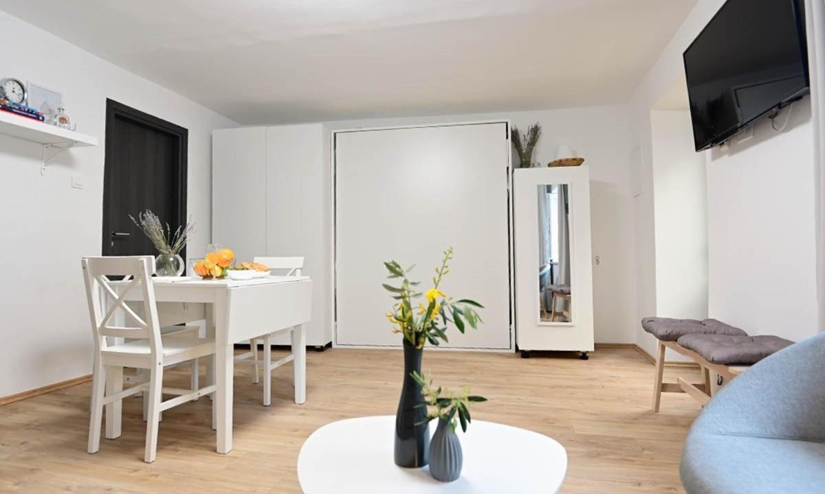 Apartment D & Studio L Добринь Экстерьер фото